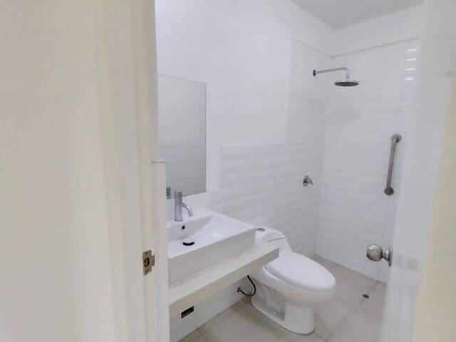 #EDIF-CRBY- - Casa para Venta en Lima - LIM - 3