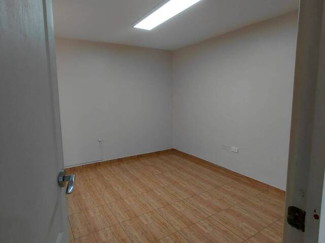 Piso Comercial para Alquiler en Lima - 4